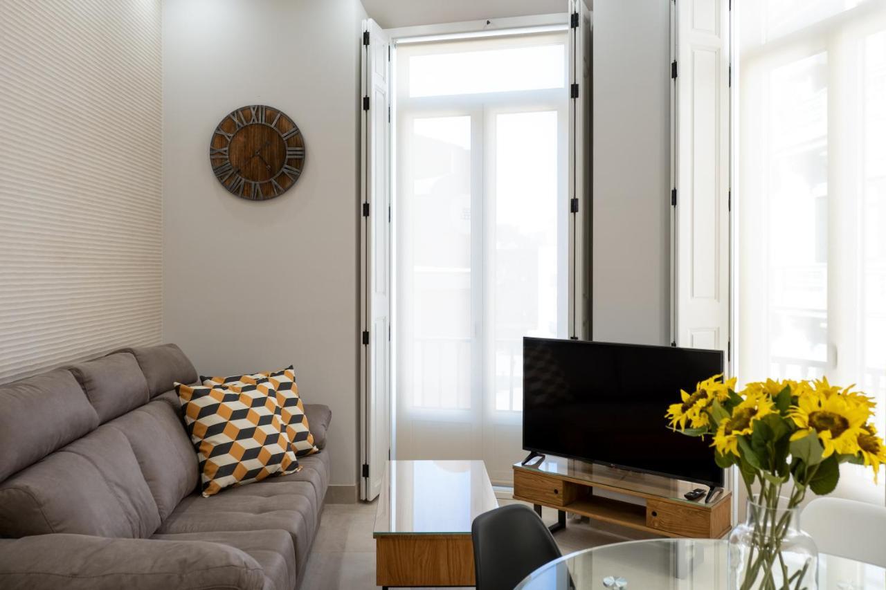 Inmalaga Santos Suites 2 Buitenkant foto
